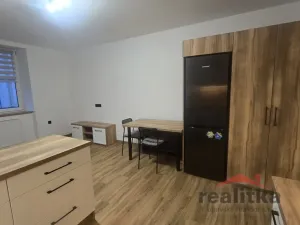 Pronájem bytu 2+kk, Opava - Předměstí, Pekařská, 47 m2