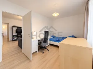 Prodej bytu 3+1, Praha, Postupická, 64 m2
