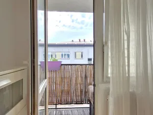 Pronájem bytu 3+kk, Praha - Kobylisy, Hovorčovická, 76 m2