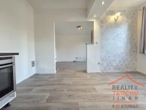 Prodej bytu 1+1, Dvůr Králové nad Labem, Žirecká, 41 m2