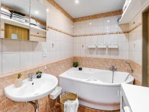 Prodej bytu 3+1, České Budějovice - České Budějovice 3, A. Trägera, 63 m2
