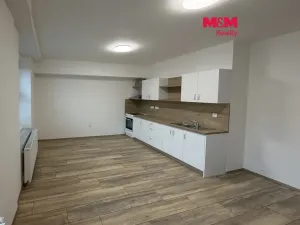 Pronájem bytu 1+kk, Ústí nad Orlicí - Hylváty, Třebovská, 38 m2