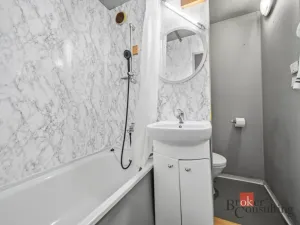 Pronájem bytu 2+kk, Hradec Králové - Nový Hradec Králové, třída Edvarda Beneše, 47 m2