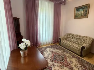 Pronájem bytu 3+1, Karlovy Vary, Sadová, 90 m2