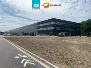 Pronájem skladu, Pardubice, Nádražní, 7800 m2