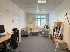 Pronájem kanceláře, Hodonín, Národní třída, 34 m2