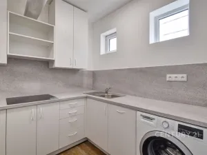 Prodej kanceláře, Plzeň - Severní Předměstí, Bzenecká, 39 m2