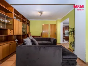 Prodej rodinného domu, Činěves, 275 m2