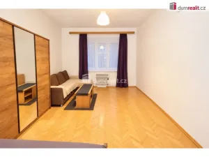 Pronájem bytu 2+kk, Praha - Žižkov, Jeseniova, 50 m2