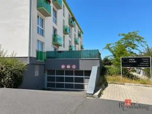 Pronájem bytu 2+kk, Jesenice, Cedrová, 67 m2