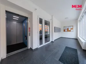 Prodej bytu 2+kk, Nová Role, Svobodova, 39 m2