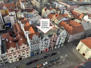 Pronájem obchodního prostoru, Plzeň - Vnitřní Město, náměstí Republiky, 48 m2