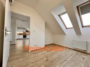 Pronájem bytu 2+kk, Ostrava - Poruba, náměstí Boženy Němcové, 45 m2
