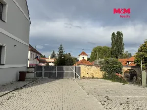 Prodej bytu 2+kk, Chýnice, Karlštejnská, 42 m2
