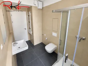 Prodej bytu 1+kk, Praha, Honzíkova, 45 m2