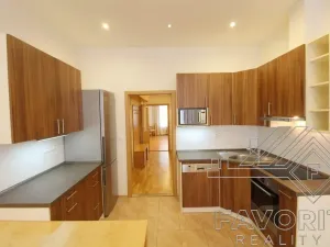 Prodej bytu 2+kk, Praha - Karlín, Křižíkova, 49 m2
