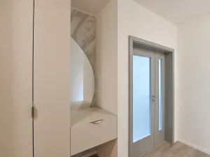 Prodej bytu 3+kk, Praha - Karlín, Peckova, 93 m2