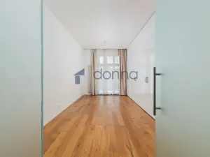 Pronájem bytu 5+kk, Praha, Laubova, 184 m2