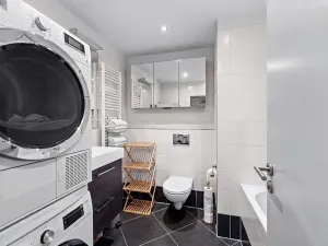 Prodej bytu 2+kk, Praha - Letňany, Hlučkova, 80 m2