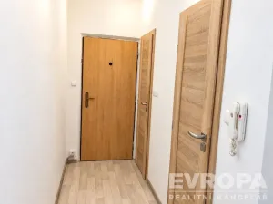 Pronájem bytu 3+1, Plzeň - Bolevec, Manětínská, 76 m2