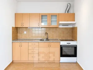 Pronájem bytu 1+kk, Liberec, Ořechová, 42 m2