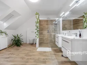Prodej rodinného domu, Knínice, 176 m2