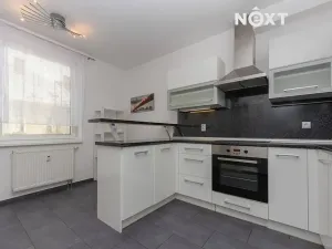 Prodej bytu 2+1, Plzeň, Černická, 65 m2
