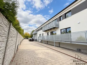 Pronájem kanceláře, Olomouc, Dolní novosadská, 55 m2