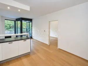 Prodej bytu 2+kk, Praha - Michle, Nuselská, 59 m2