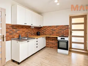 Prodej rodinného domu, Pesvice, 130 m2