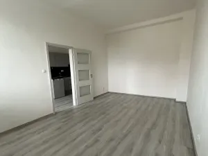 Pronájem bytu 2+kk, Praha - Vinohrady, Hollarovo náměstí, 47 m2