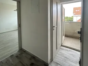 Pronájem bytu 2+kk, Praha - Vinohrady, Hollarovo náměstí, 47 m2