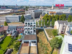 Prodej bytu 2+kk, Hradec Králové - Pražské Předměstí, Gočárova třída, 48 m2