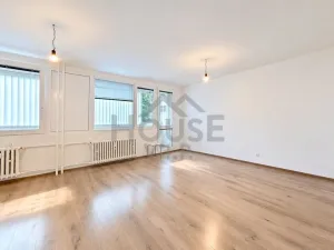 Prodej bytu 3+kk, Praha, Cvikovská, 73 m2