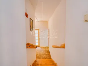 Prodej rodinného domu, Jinín, 245 m2
