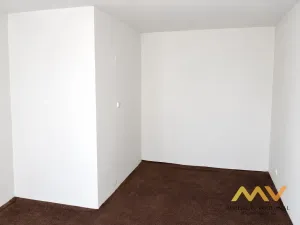 Pronájem bytu 1+1, Hradec Králové - Pouchov, K Sokolovně, 42 m2