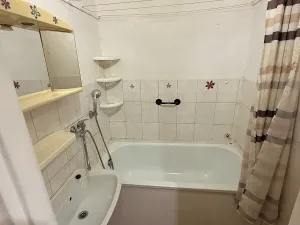 Pronájem bytu 1+1, Karviná, V Aleji, 37 m2
