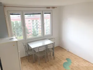 Pronájem bytu 1+1, České Budějovice, Lidická tř., 40 m2