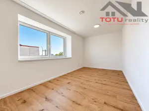 Pronájem bytu 2+kk, Černožice, Gen. Svobody, 50 m2