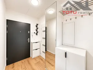 Pronájem bytu 2+kk, Černožice, Gen. Svobody, 38 m2