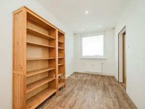 Pronájem bytu 2+1, Praha - Miškovice, Polabská, 41 m2
