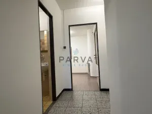 Pronájem obchodního prostoru, Rokycany - Střed, Masarykovo náměstí, 100 m2