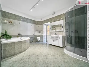 Prodej rodinného domu, Okounov - Oslovice, 630 m2
