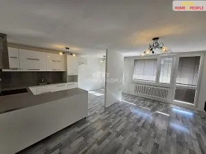 Prodej bytu 3+1, Praha - Kamýk, Cuřínova, 78 m2