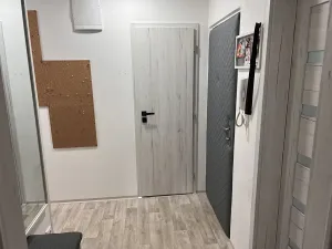 Prodej bytu 3+1, Karlovy Vary, Okružní, 65 m2