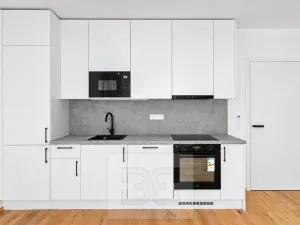 Prodej bytu 1+kk, Praha - Košíře, Starokošířská, 40 m2