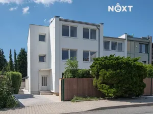 Prodej bytu 2+kk, Praha - Kyje, Vajgarská, 27 m2