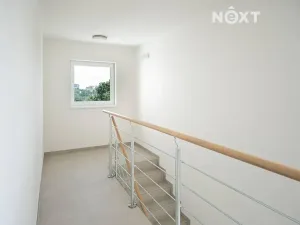 Prodej bytu 1+kk, Praha - Kyje, Vajgarská, 16 m2