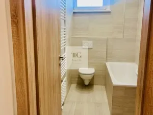 Prodej bytu 2+kk, Praha, Humpolecká, 44 m2