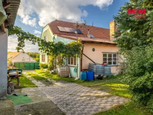 Prodej rodinného domu, Svojšice, 520 m2